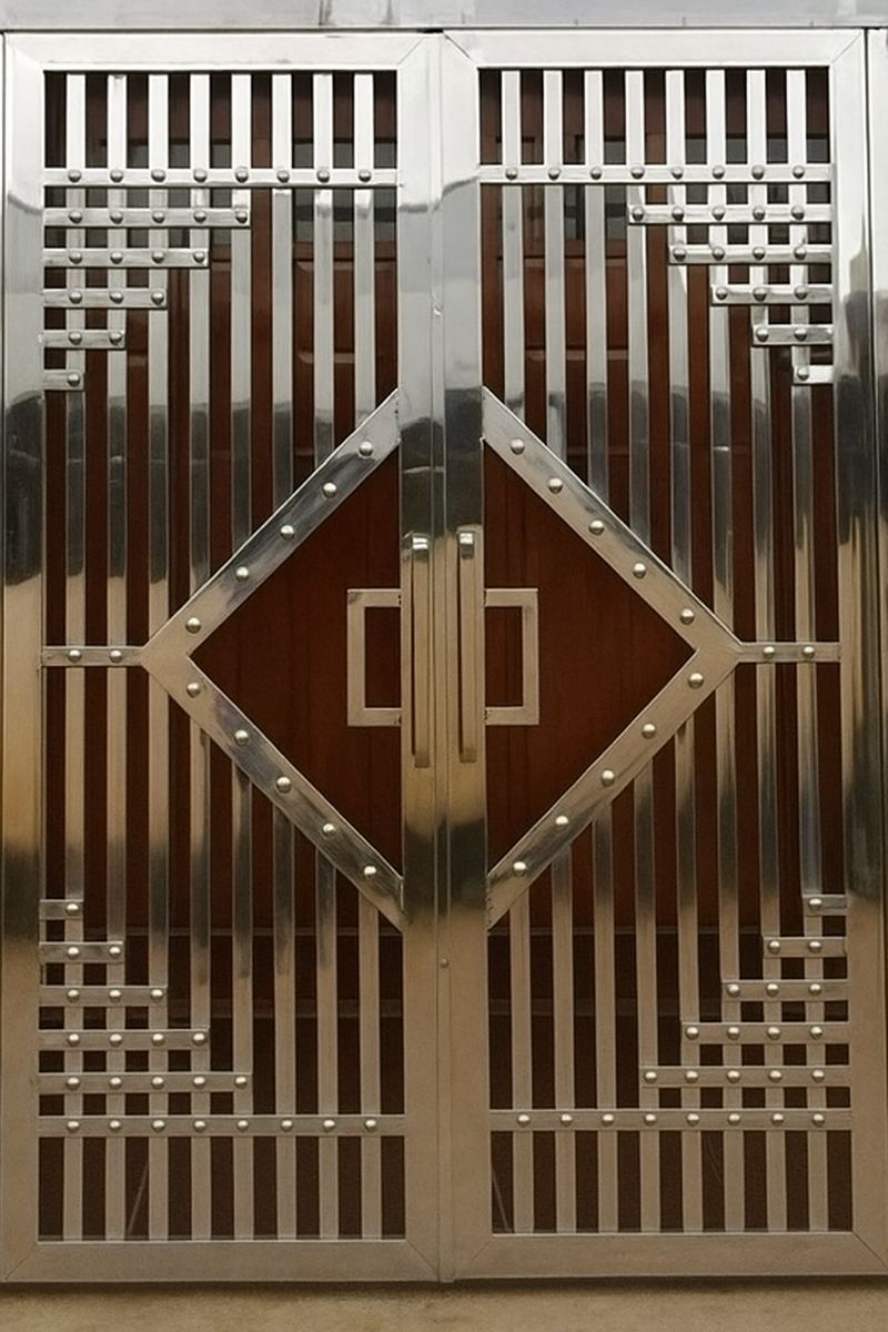 Contemporary SS Gate India Mumbai